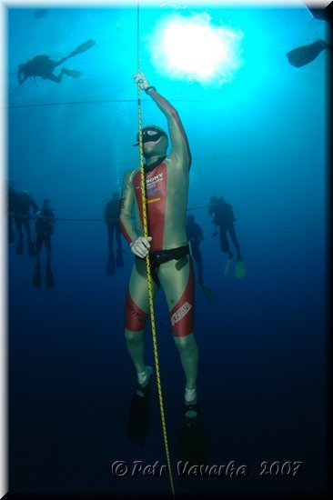 16_Petr Vala je dnes jako druhy safety freediver.JPG